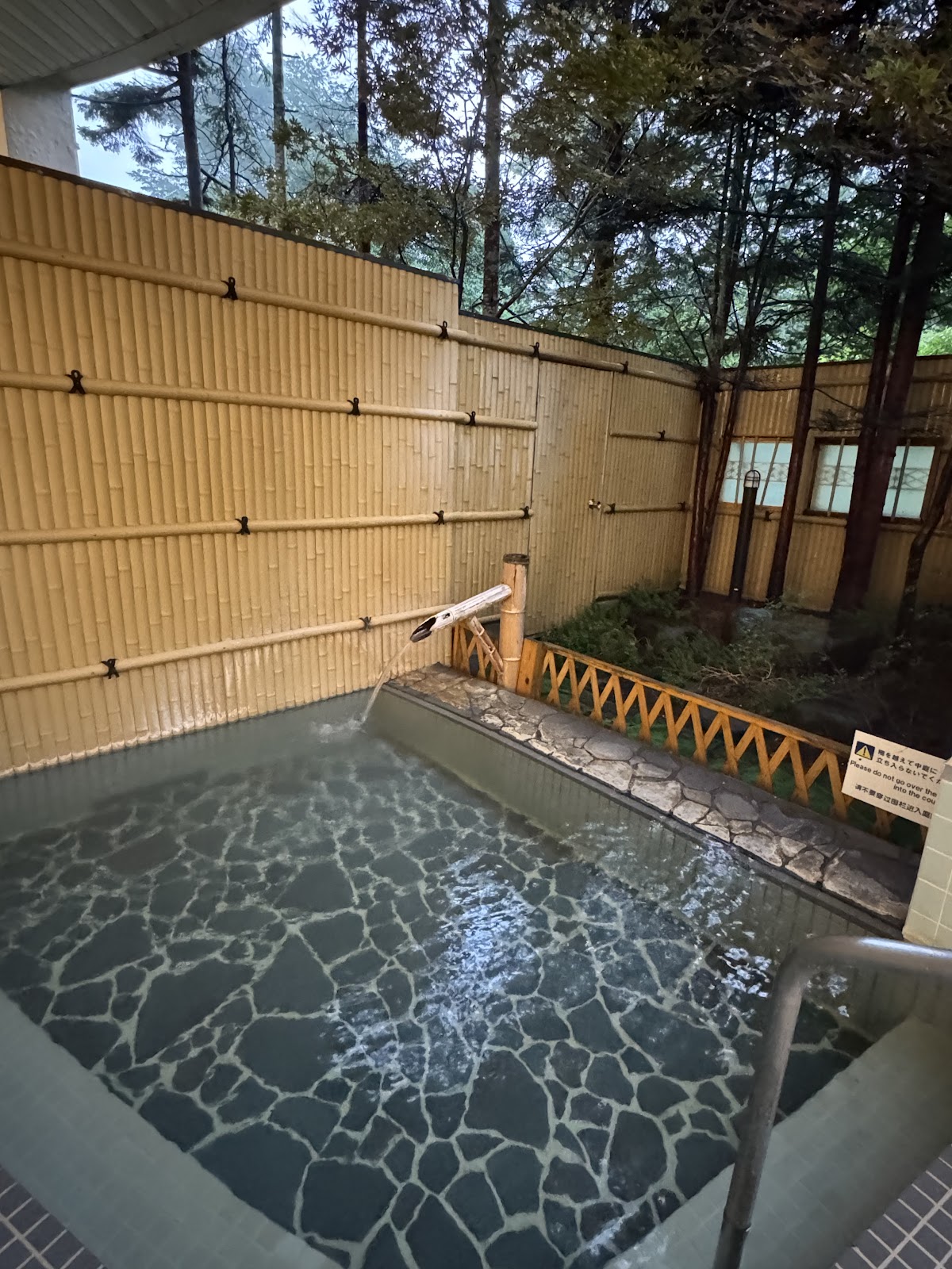 カルルス温泉の写真 5