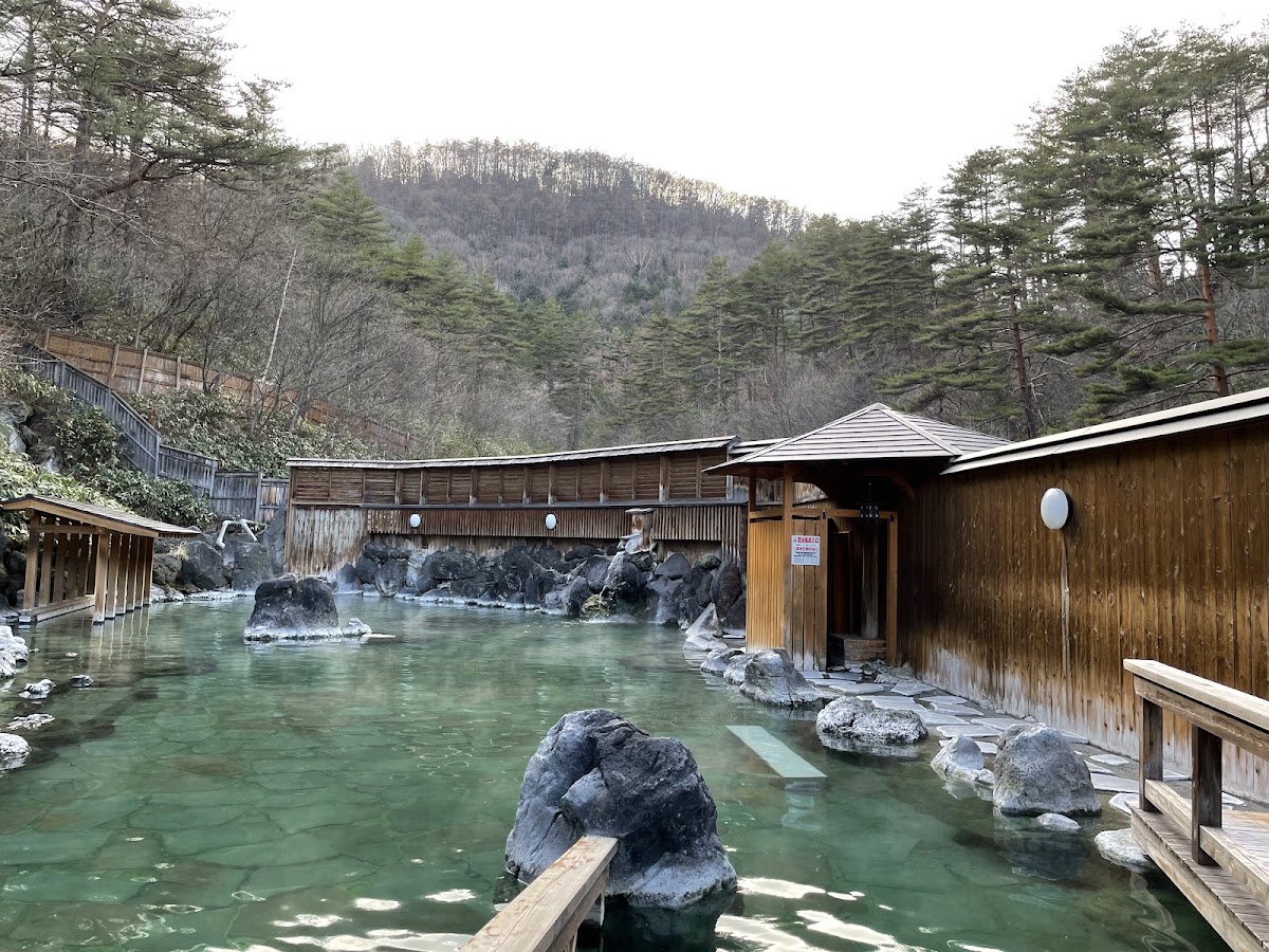 草津温泉 西の河原露天風呂